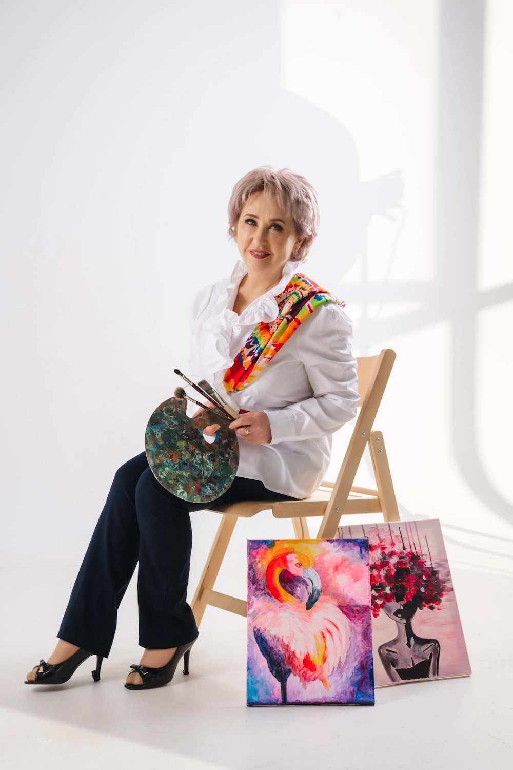 Директор в художественной студии ПАЛИТРА